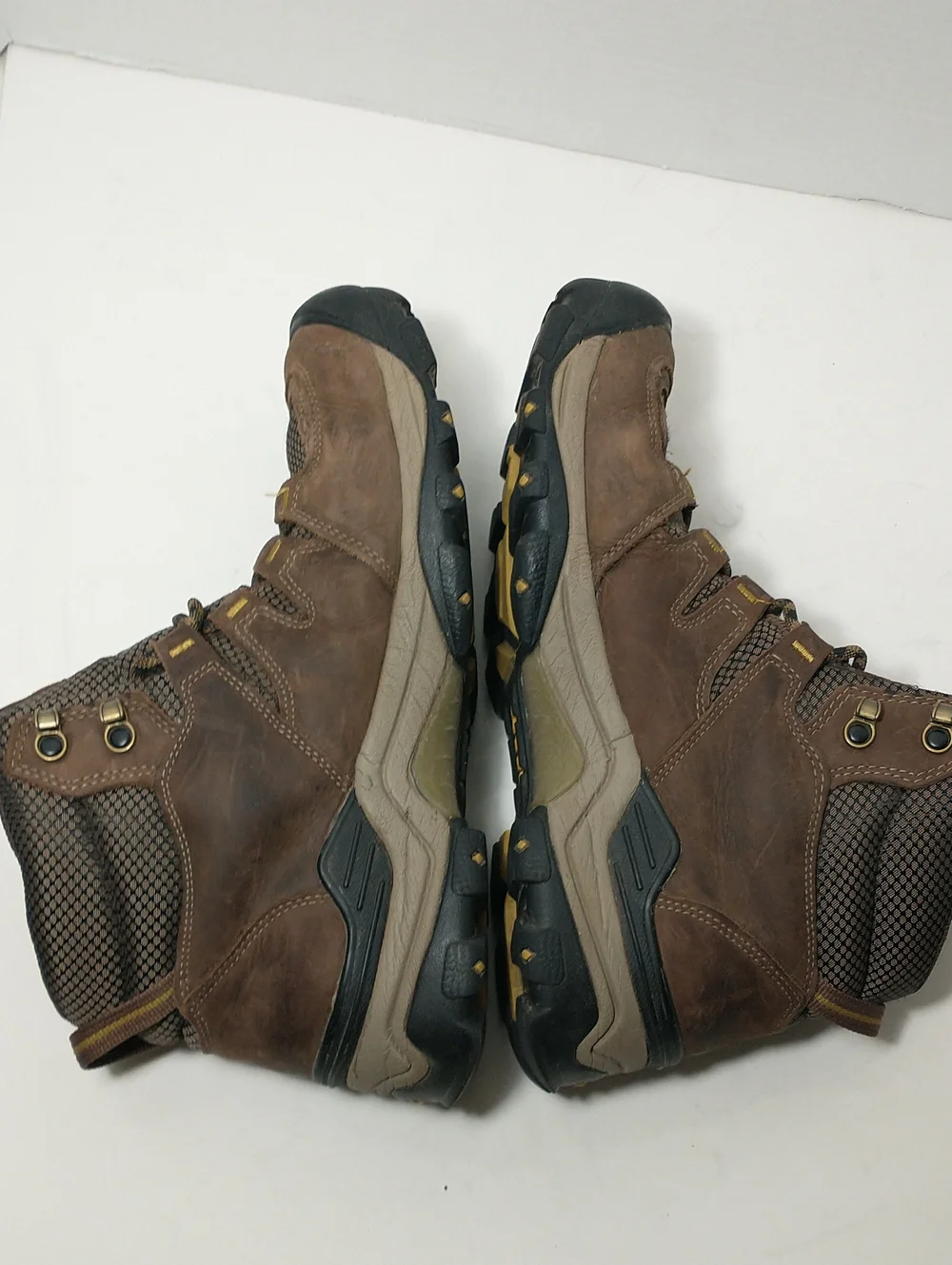 Keen Gypsum II Mid Waterproof Leather Hiking Boot, Men's Size 9.5, Brown/Black